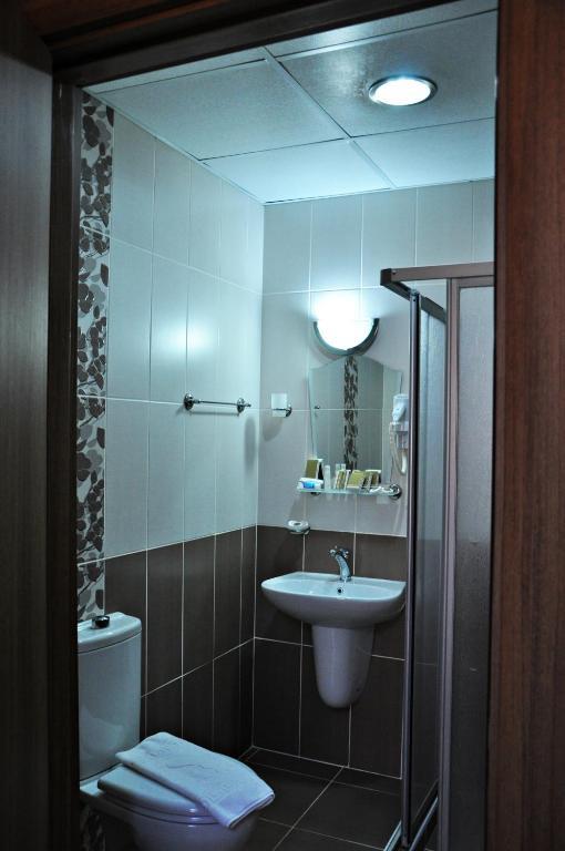 Avcilar Vizyon Hotel Istanbul Bagian luar foto
